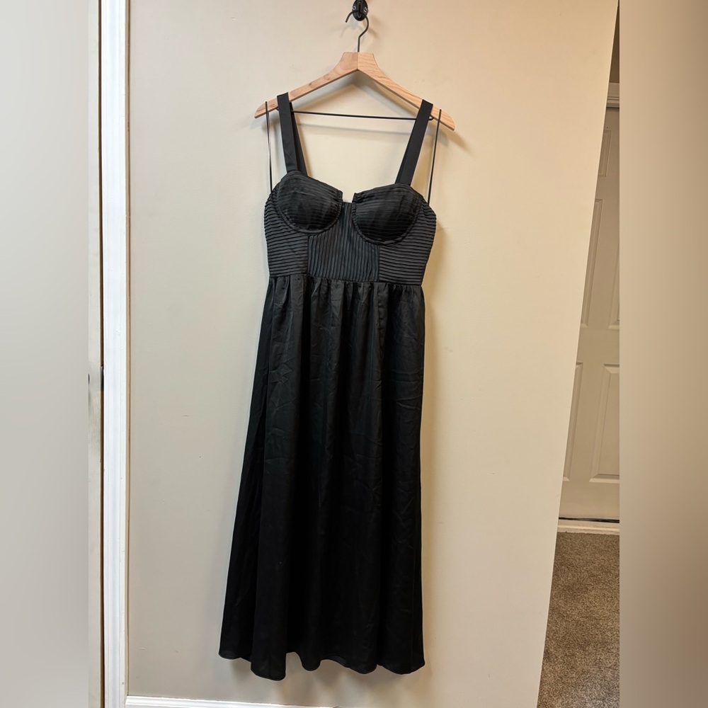 ASTR the Label Pleated Bustier Midi Dress Black size Large - Picture 5 of 8